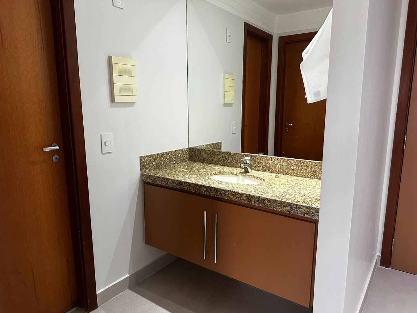 Alugueasy - Lider, 13º E 14º Andar Aparthotel Brasilia